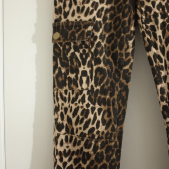 COPY - Ashley Mason leopard animal print skinny cargo pants size 25 - Picture 3 of 7